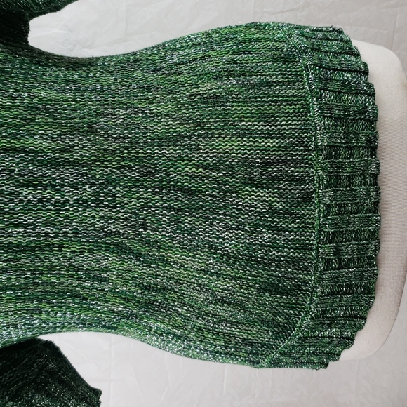 💚5/$25💚INC International Concepts Green Top Size XS - Picture 6 of 7